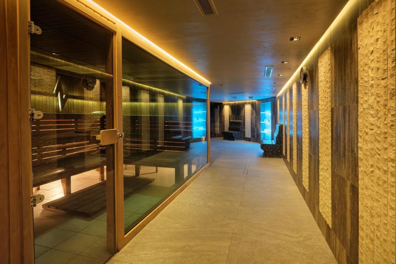 Hotel Emirates Sofia Exterior photo